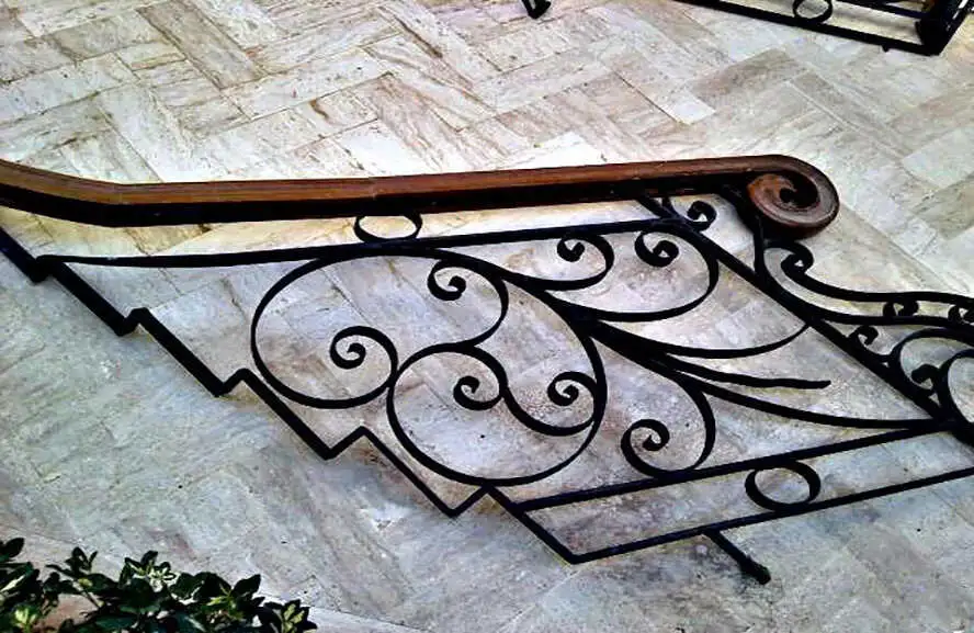 ferronnerie a marrakech fabricant garde-corps fer forgé extérieur